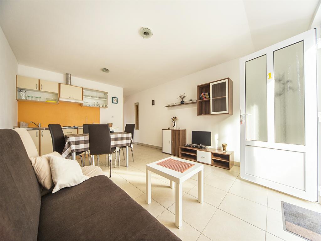 Apartments Katoro Relax 乌马格 外观 照片
